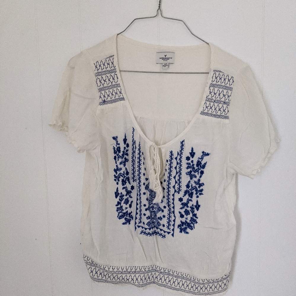 American Eagle Boho Short Sleeve Short